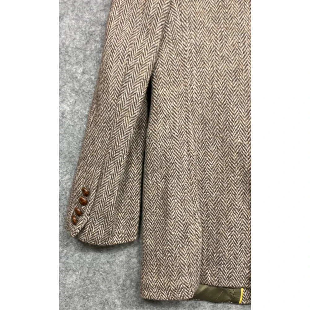 Vintage Harris Tweed Blazer Sport Coat Jacket Mens 43 R Brown Herringbone Wool